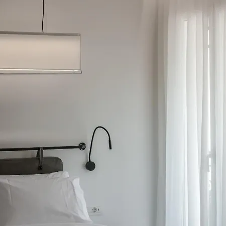 Bitzaro Hotel 4*
